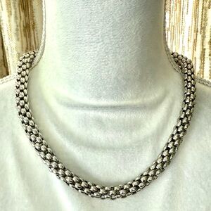 Elegant Silver Chain Necklace